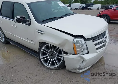 2013 Cadillac Escalade Premium из США, поврежденный, VIN 1GYS4CEF8DR272495